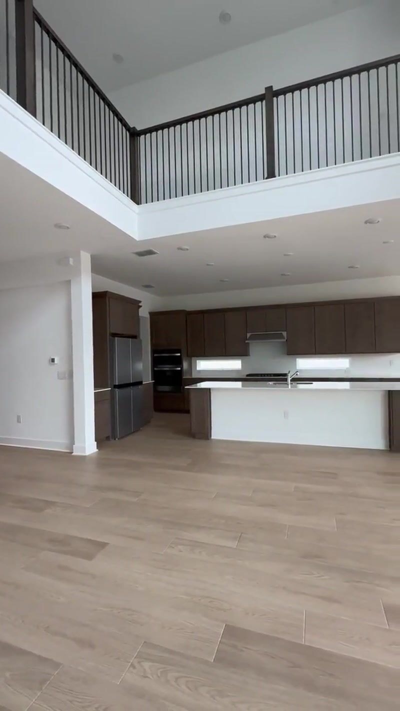 Apollo Beach Image 27